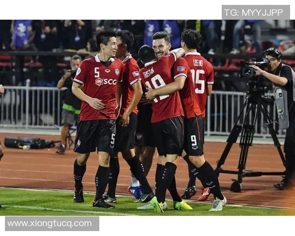 鹿岛鹿角与浦和红钻激战正酣谁将赢得这场日职联巅峰对决